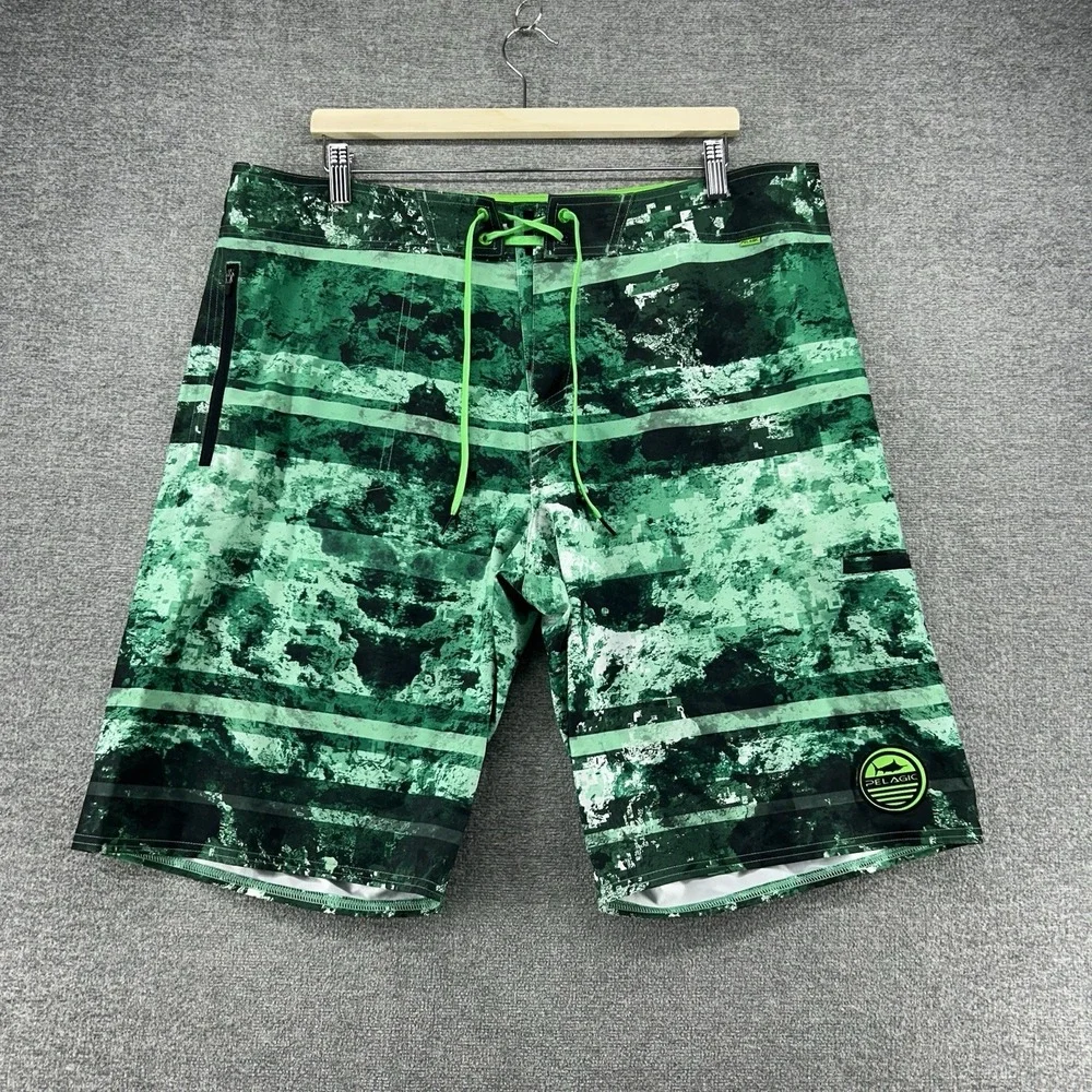 Pelagic Argonaut Boardshorts Men Size 38 Green Stripe Coral Camo Beach Fishing